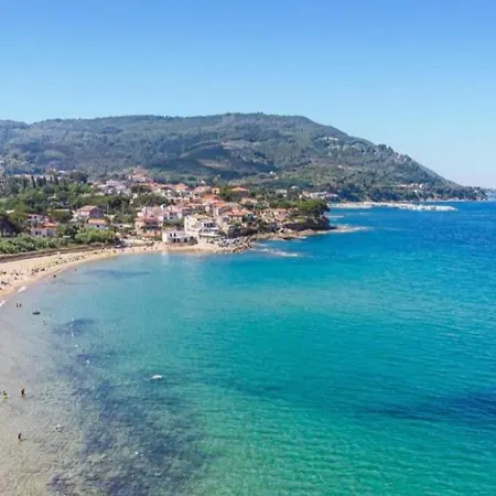 Πανσιόν Cilentorooms 3*