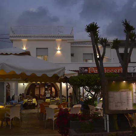 Cilentorooms Πανσιόν 3*